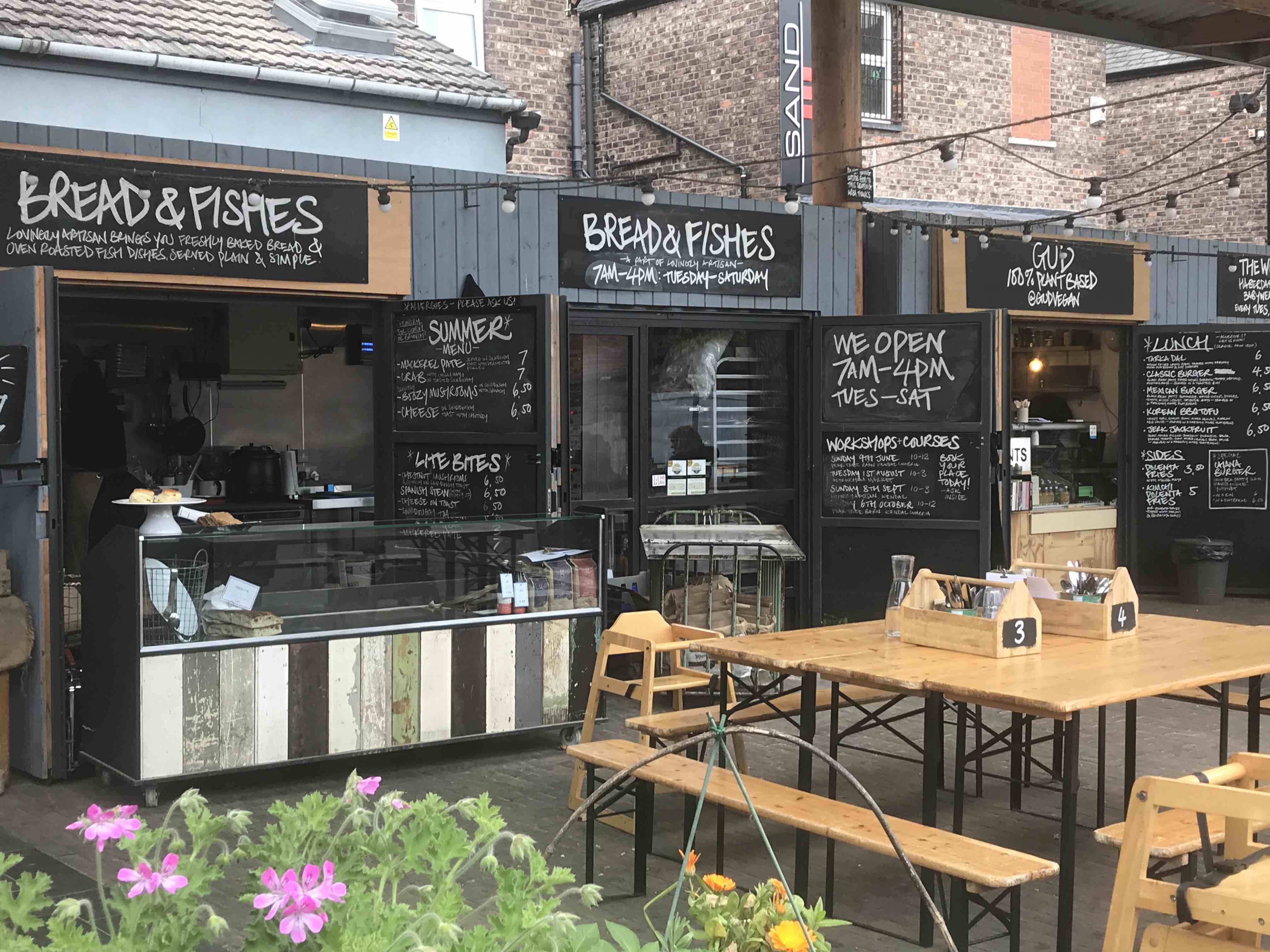 Crumbs! Loving Artisan scoop two top breadmaking gongs News Taste